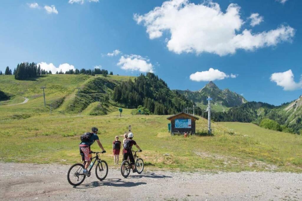 Le Relai S31 - Grand Et Lumineux Studio Avec Coin Montagne 4-6 Pers, Tout Equipe, Avec Wifi, A 30M Des Pistes Avec Un Grand Balcon, Draps Non Compris Saint-Jean-dʼAulps Exteriör bild