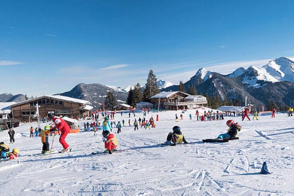Le Relai S31 - Grand Et Lumineux Studio Avec Coin Montagne 4-6 Pers, Tout Equipe, Avec Wifi, A 30M Des Pistes Avec Un Grand Balcon, Draps Non Compris Saint-Jean-dʼAulps Exteriör bild